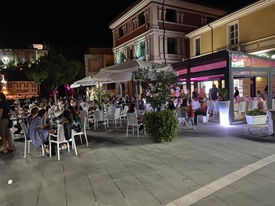 Homeliri Isola di Liri Esterno foto